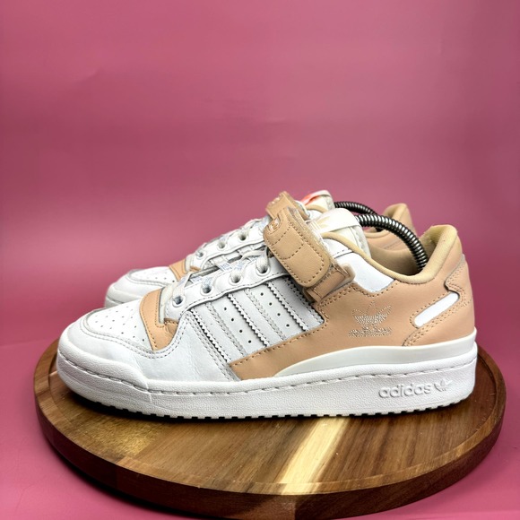 adidas Shoes - WOMENS ADIDAS FORUM HALO BLUSH WHITE SIZE 7
